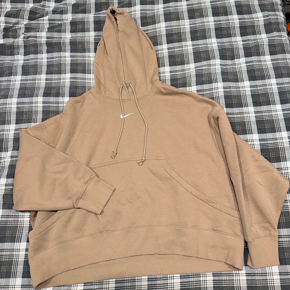 Large Nike sweatshirt
